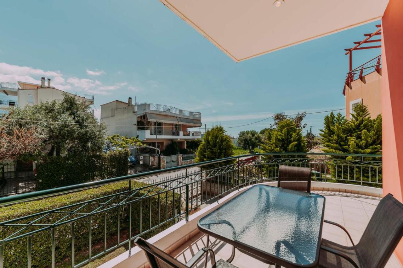 Bessis Apartments Kalamata Exterior photo